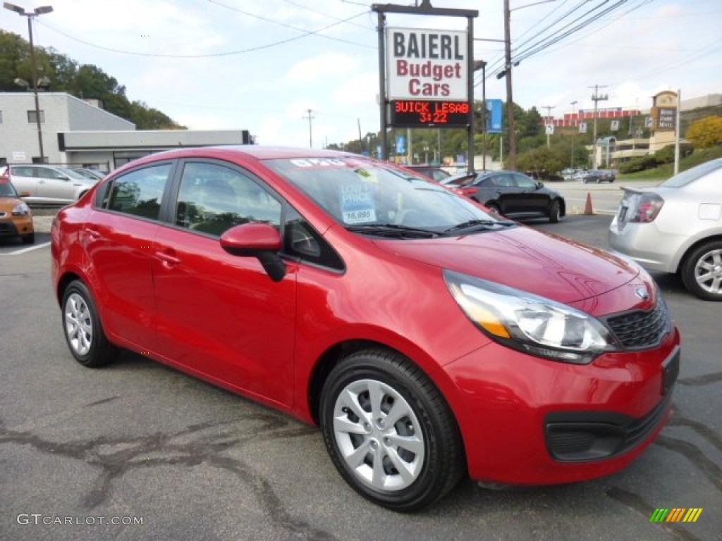 2013 Rio LX Sedan - Signal Red / Beige photo #1