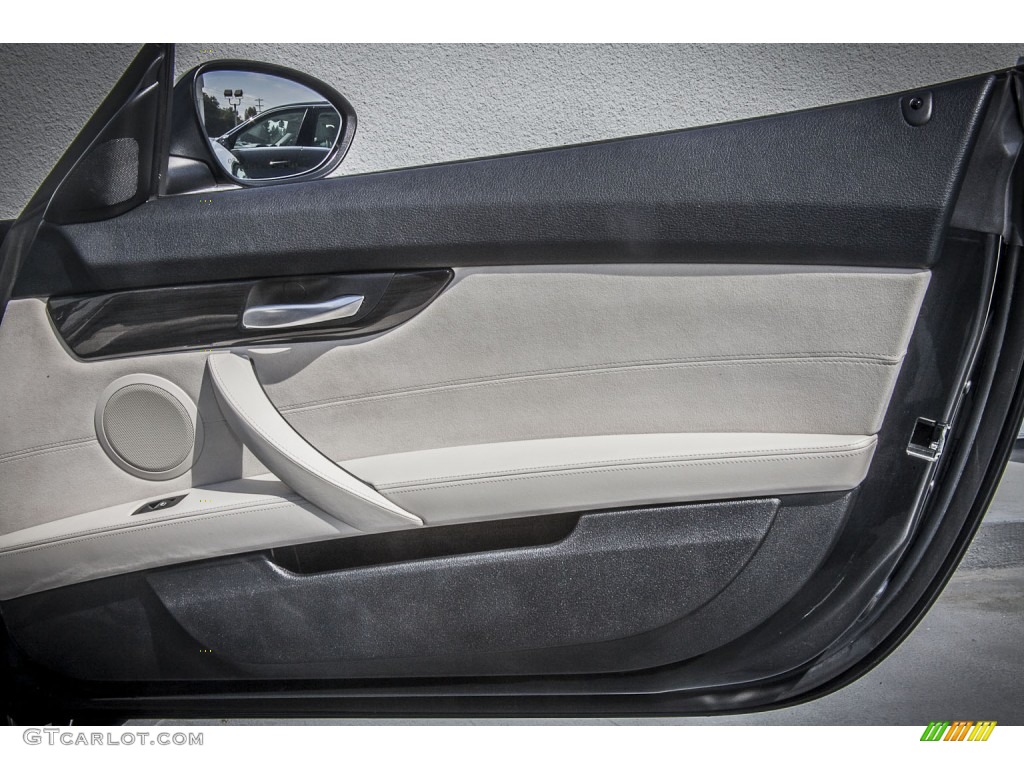 2009 BMW Z4 sDrive30i Roadster Beige Kansas Leather Door Panel Photo #86421179