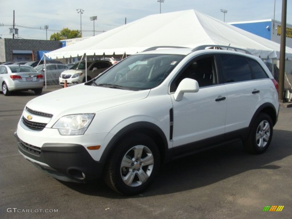 Arctic Ice White Chevrolet Captiva Sport