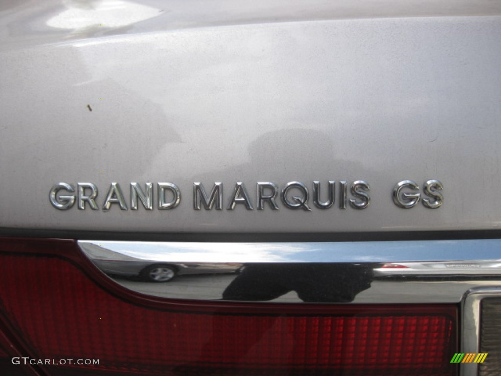 2004 Grand Marquis GS - Silver Birch Metallic / Light Flint photo #23