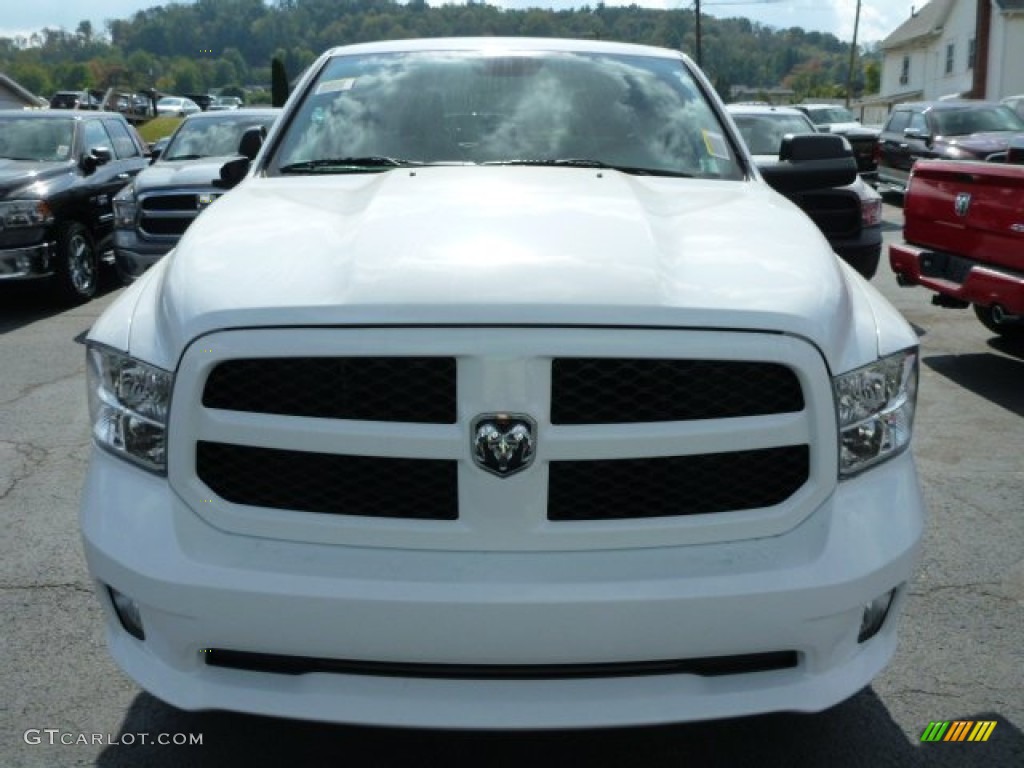 2014 1500 Express Quad Cab 4x4 - Bright White / Black/Diesel Gray photo #11