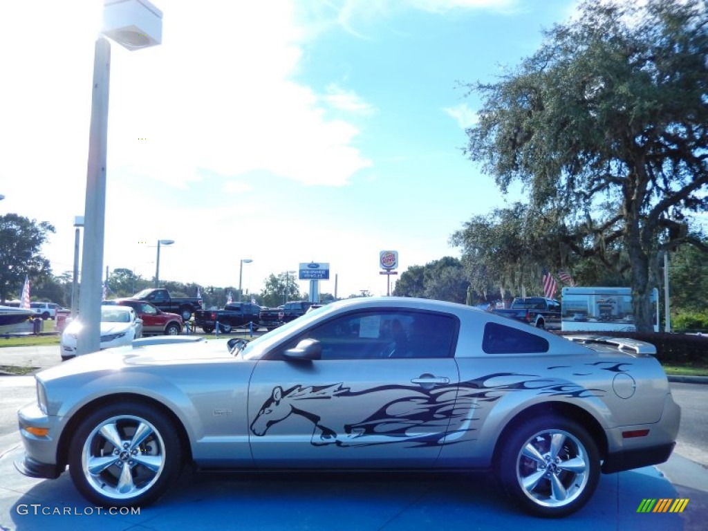 2008 Mustang GT Premium Coupe - Vapor Silver Metallic / Dark Charcoal photo #2