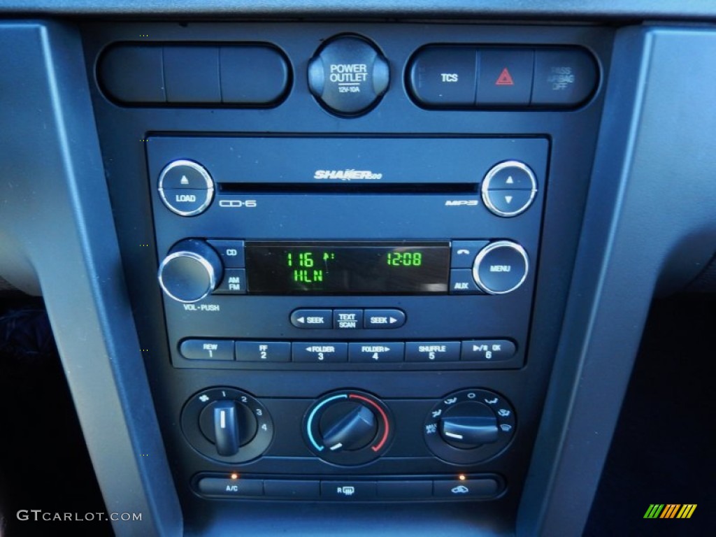 2008 Mustang GT Premium Coupe - Vapor Silver Metallic / Dark Charcoal photo #21