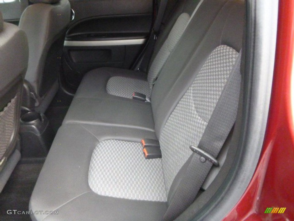 2009 HHR LT - Cardinal Red Metallic / Ebony photo #11