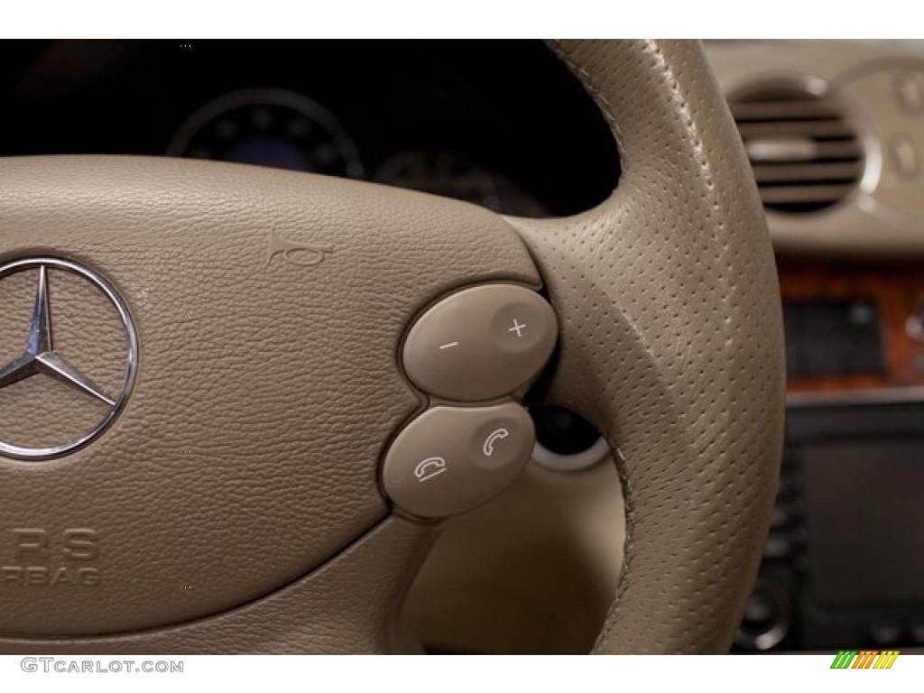 2007 Mercedes-Benz CLK 550 Cabriolet Controls Photos