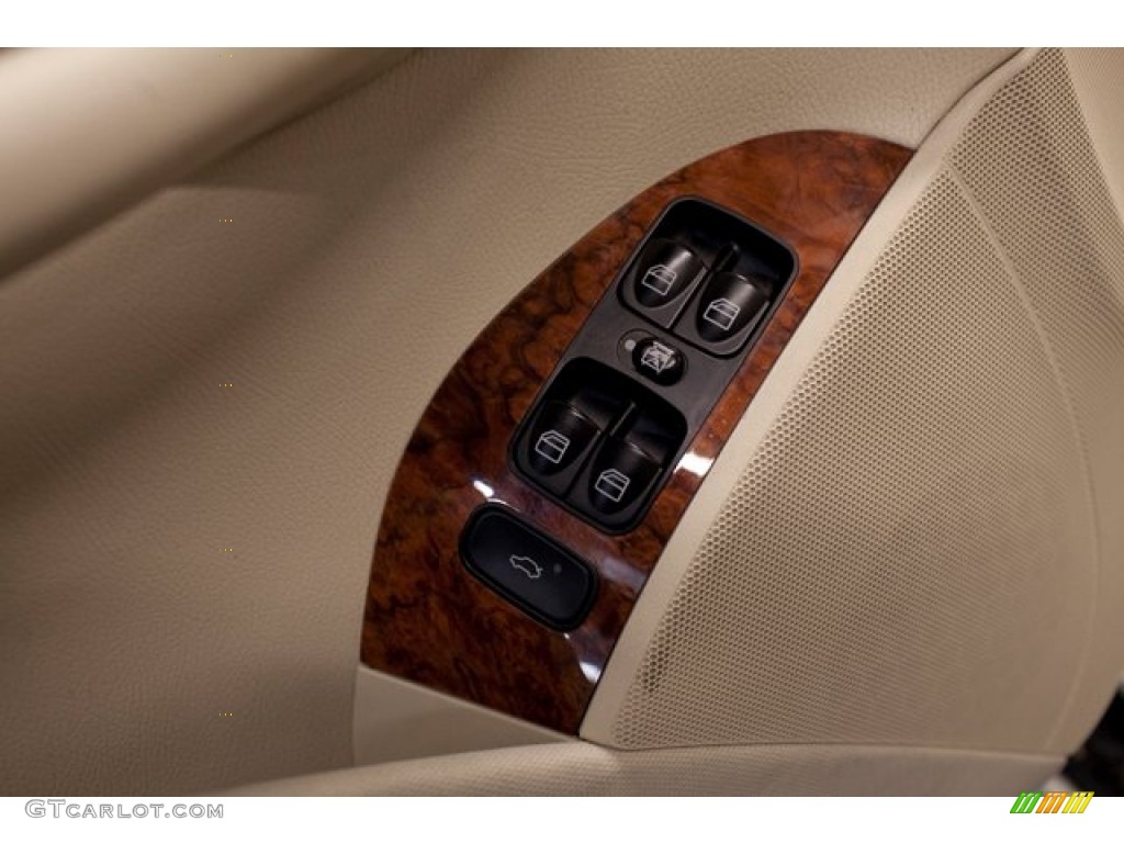 2007 CLK 550 Cabriolet - Arctic White / Stone photo #42