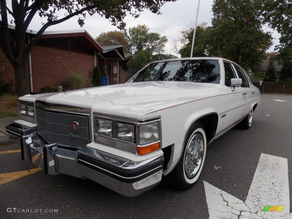 1983 Cadillac DeVille Sedan Exterior Photos