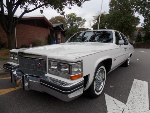 1983 Cadillac DeVille Sedan Data, Info and Specs