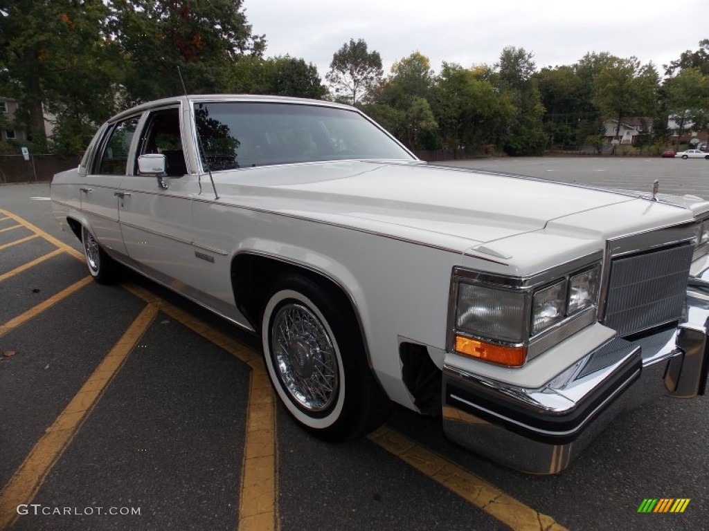 1983 DeVille Sedan - Cotillion White / Dark Maroon photo #11