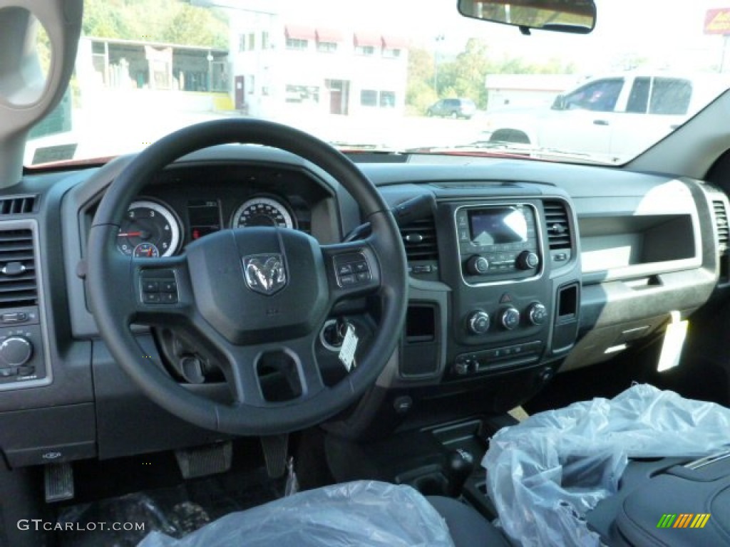 2014 Ram 3500 SLT Crew Cab 4x4 Dually Black/Diesel Gray Dashboard Photo #86429343
