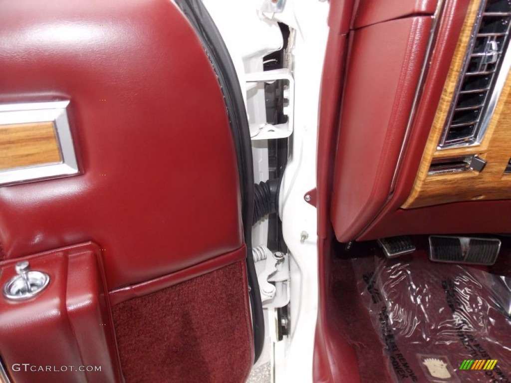 1983 DeVille Sedan - Cotillion White / Dark Maroon photo #17