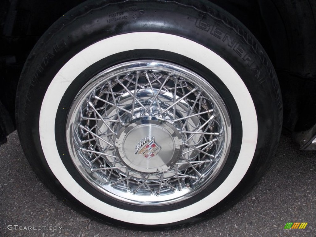 1983 Cadillac DeVille Sedan Wheel Photo #86430021