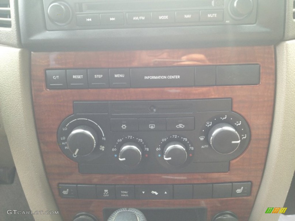 2005 Grand Cherokee Limited 4x4 - Dark Khaki Pearl / Dark Khaki/Light Graystone photo #24