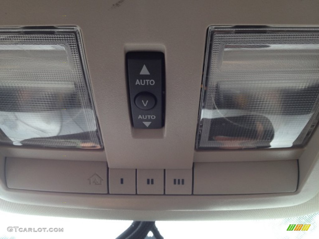 2005 Grand Cherokee Limited 4x4 - Dark Khaki Pearl / Dark Khaki/Light Graystone photo #35