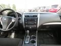 Pearl White - Altima 2.5 S Photo No. 17
