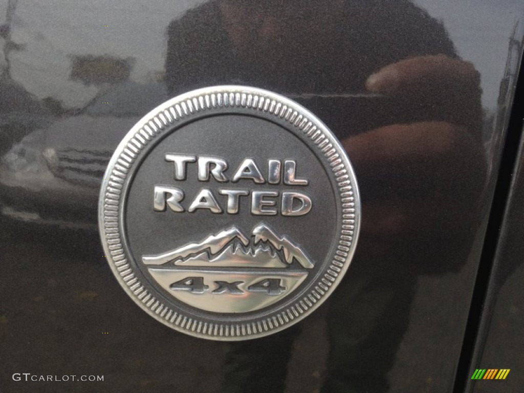 2005 Grand Cherokee Limited 4x4 - Dark Khaki Pearl / Dark Khaki/Light Graystone photo #62