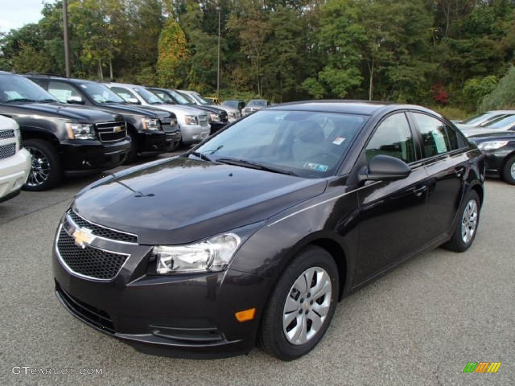 2014 Cruze LS - Tungsten Metallic / Jet Black/Medium Titanium photo #1