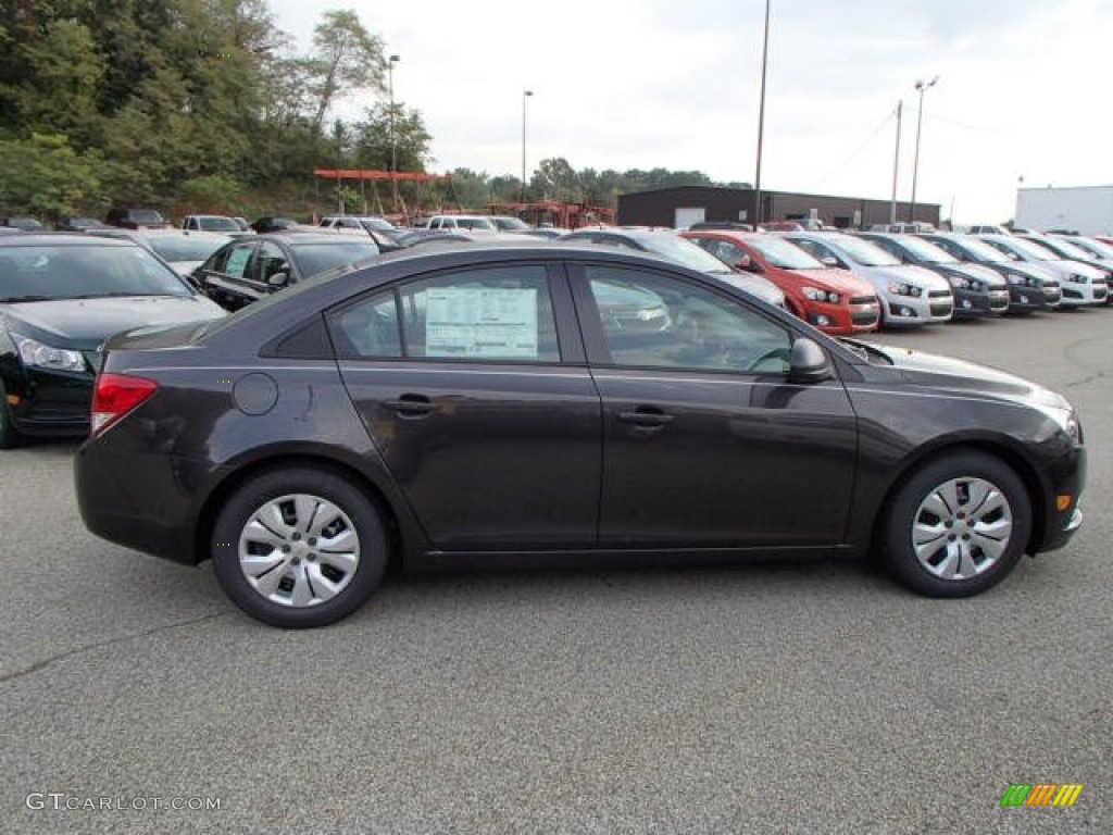 2014 Cruze LS - Tungsten Metallic / Jet Black/Medium Titanium photo #4