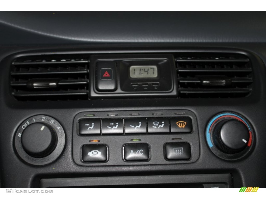 1998 Honda Accord EX Coupe Controls Photo #86435067