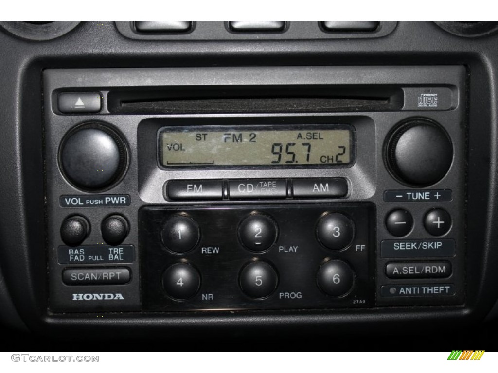 1998 Honda Accord EX Coupe Audio System Photo #86435088