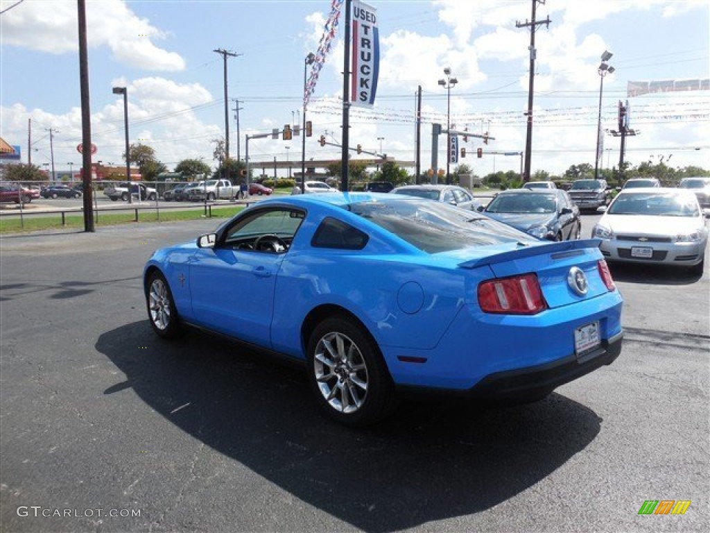 2010 Mustang V6 Premium Coupe - Grabber Blue / Stone photo #5