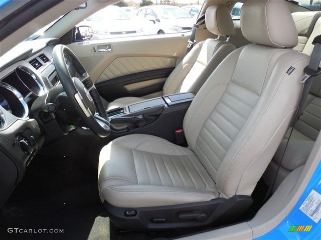 2010 Mustang V6 Premium Coupe - Grabber Blue / Stone photo #11