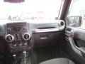 Black - Wrangler Unlimited Sahara 4x4 Photo No. 18