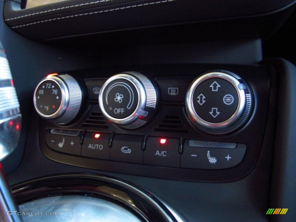 2014 Audi R8 Coupe V8 Controls Photo #86439132