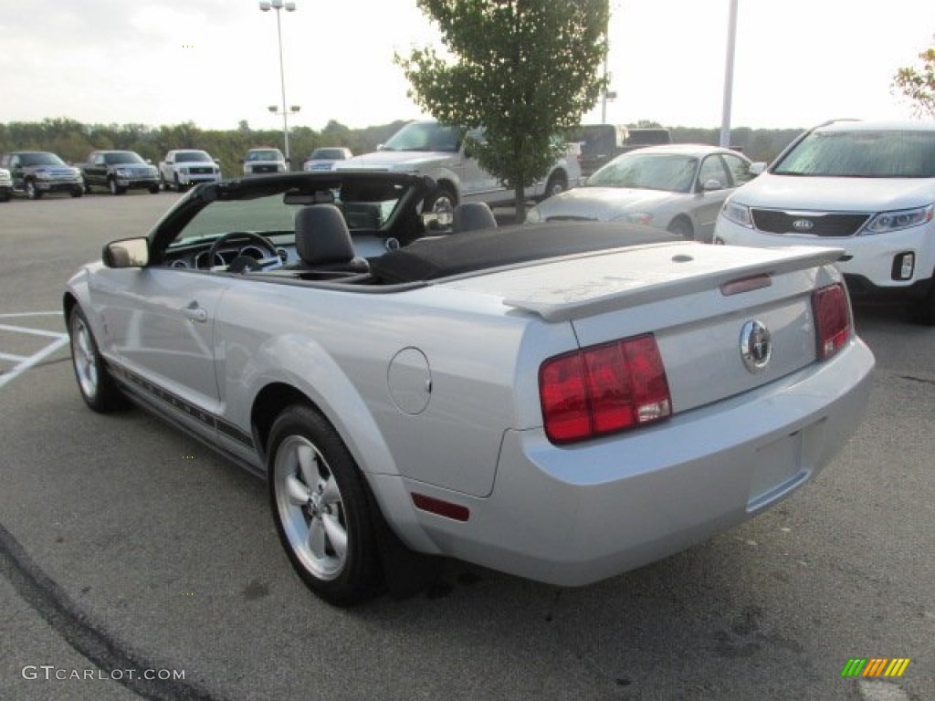 2007 Mustang V6 Deluxe Convertible - Satin Silver Metallic / Dark Charcoal photo #9