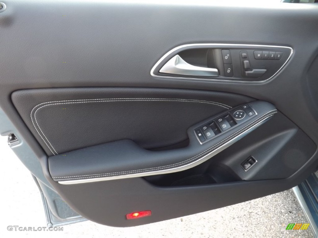 2014 Mercedes-Benz CLA 250 Black Door Panel Photo #86443503