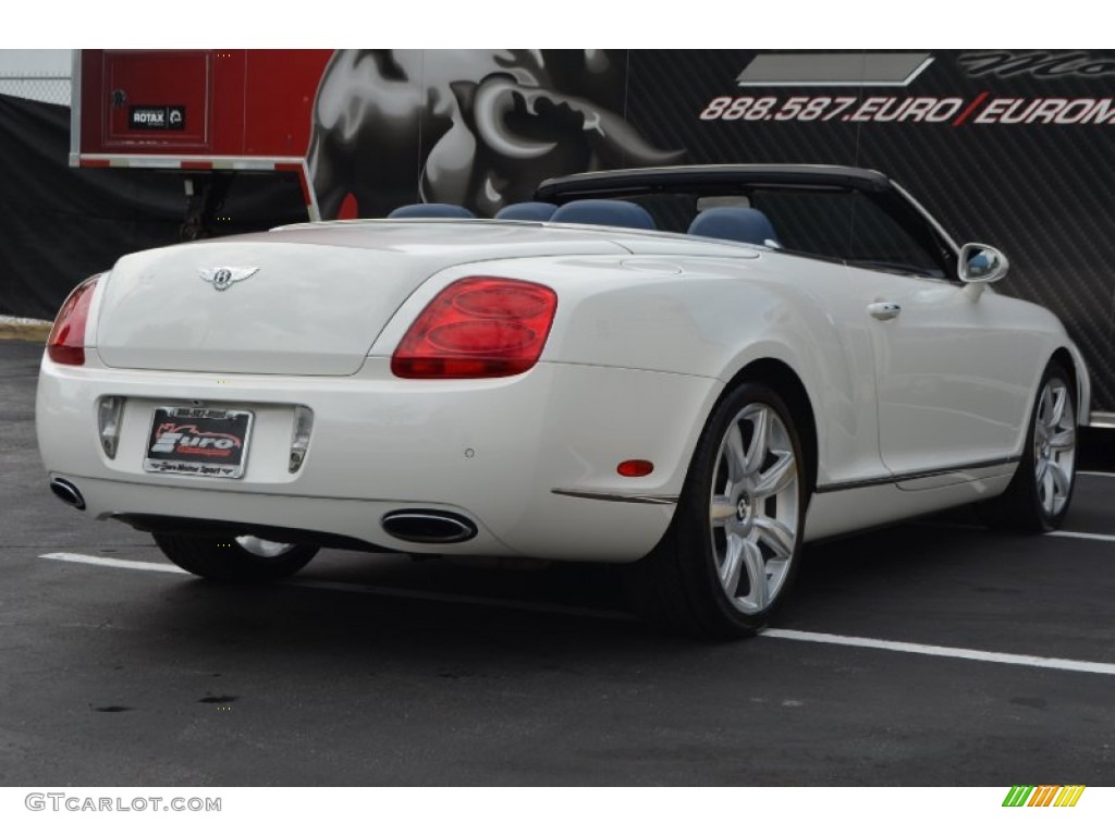 2008 Continental GTC  - Glacier White / Nautic photo #33