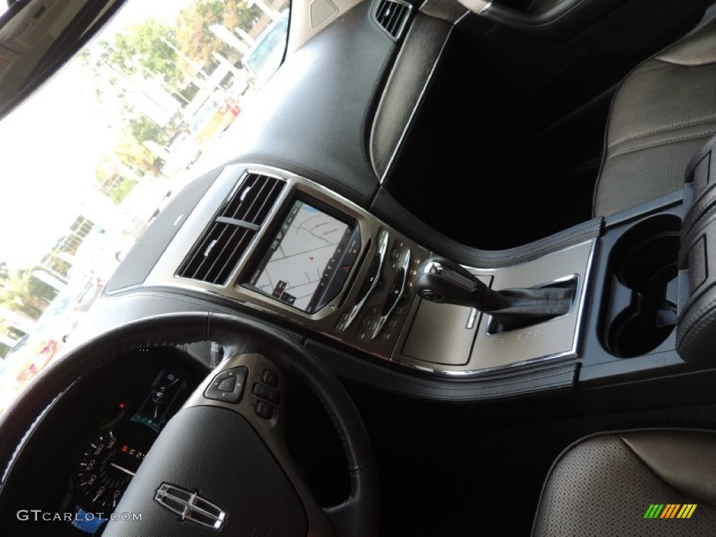 2011 MKX FWD - Earth Metallic / Charcoal Black photo #24