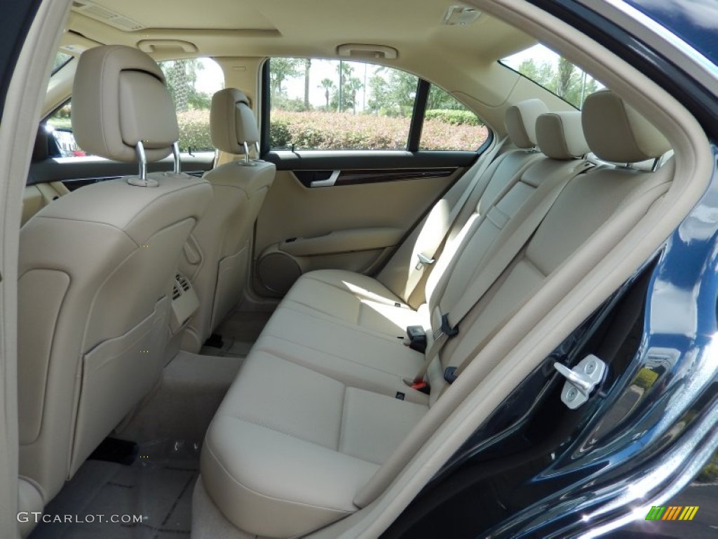 Black Interior 2014 Mercedes-Benz C 250 Sport Photo #86451507