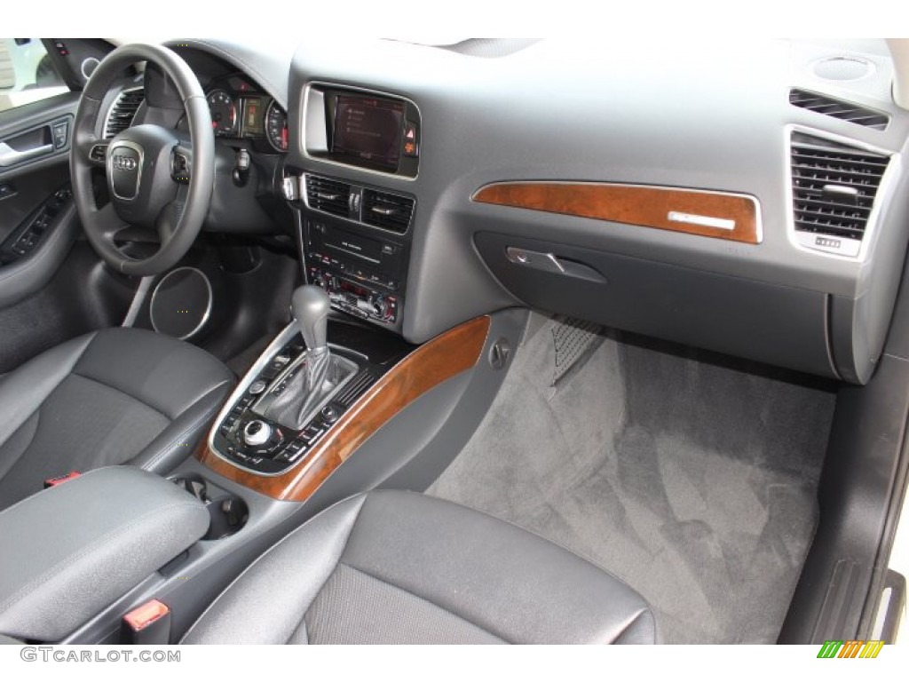 2012 Audi Q5 3.2 FSI quattro Black Dashboard Photo #86452227