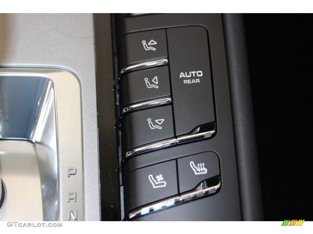 2014 Porsche Panamera 4S Executive Controls Photo #86456208