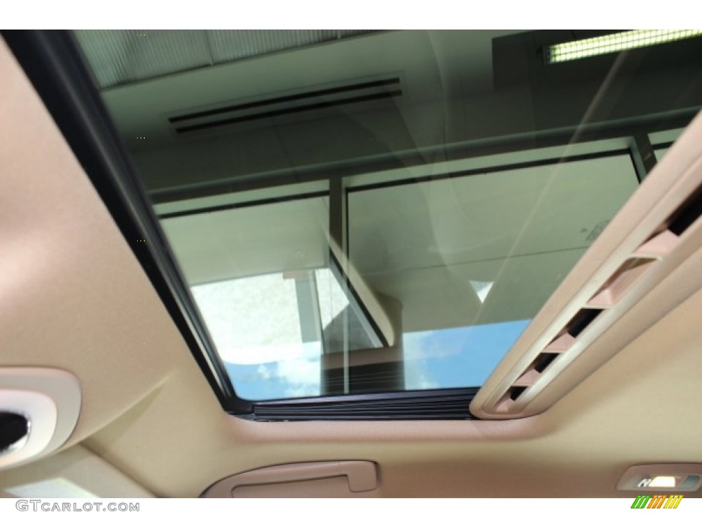 2014 Porsche Panamera Standard Panamera Model Sunroof Photos