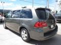 Meteor Gray Metallic - Routan SE Photo No. 3