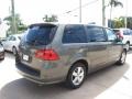 Meteor Gray Metallic - Routan SE Photo No. 5