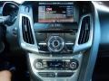 White Platinum - Focus Titanium Sedan Photo No. 10