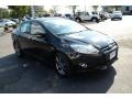 2014 Tuxedo Black Ford Focus SE Sedan  photo #3