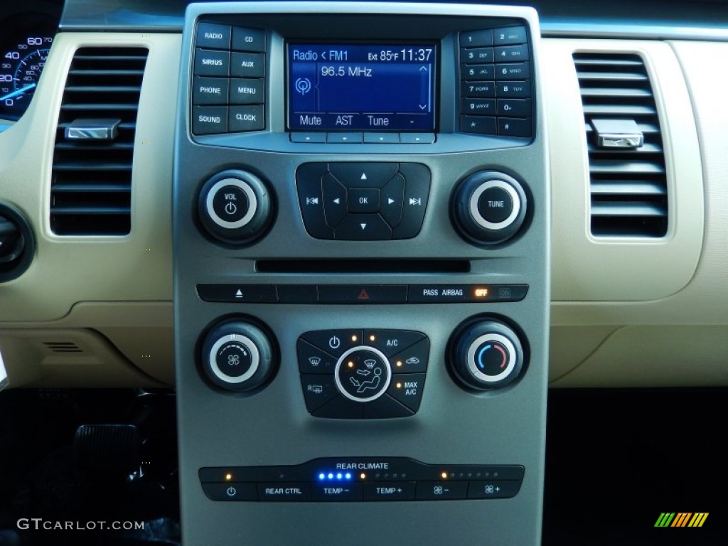 2014 Ford Flex SE Controls Photo #86460105