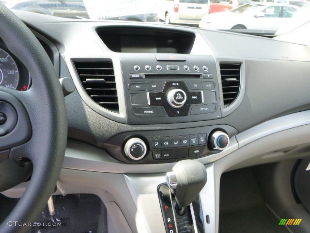 2014 Honda CR-V LX AWD Controls Photo #86464170