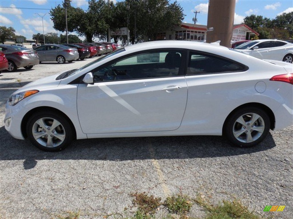 2013 Elantra Coupe GS - Monaco White / Beige photo #2