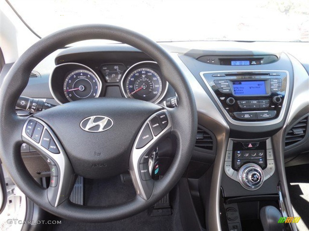 2013 Elantra Coupe GS - Monaco White / Beige photo #5