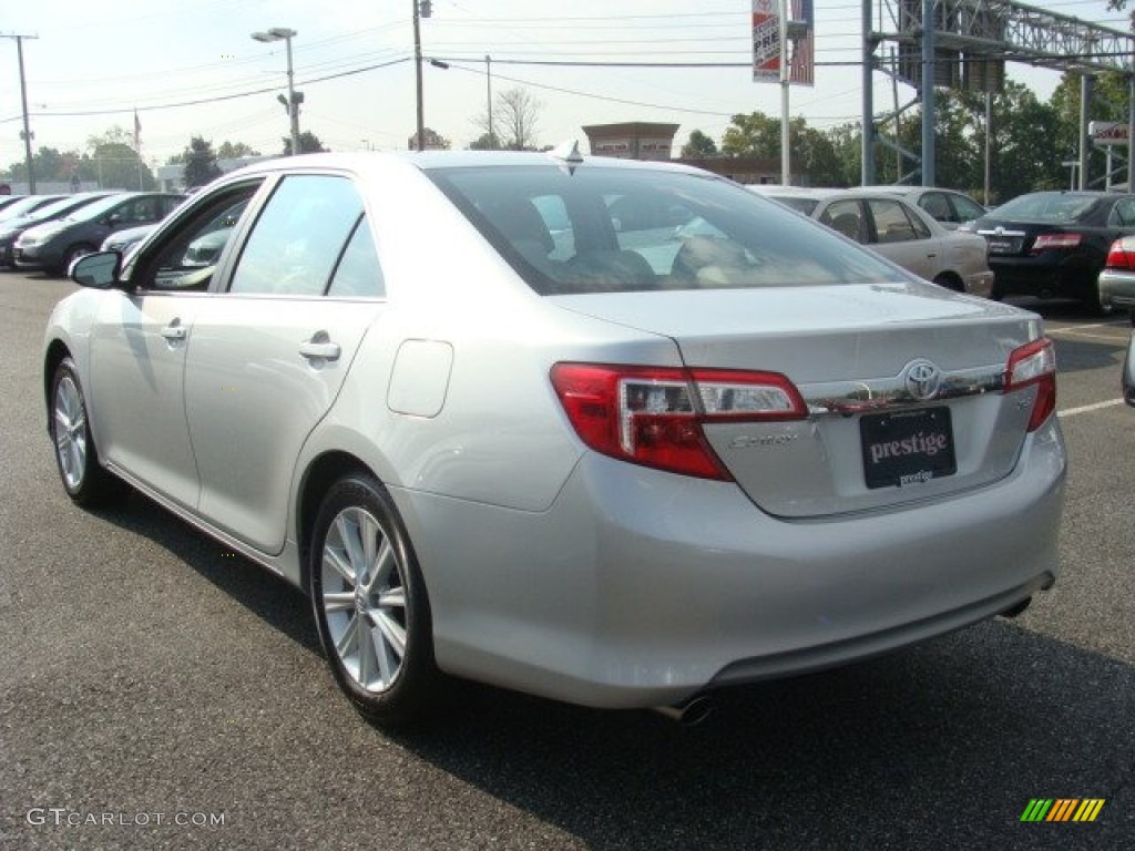2013 Camry XLE V6 - Classic Silver Metallic / Ash photo #4
