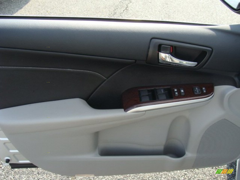 2013 Camry XLE V6 - Classic Silver Metallic / Ash photo #6