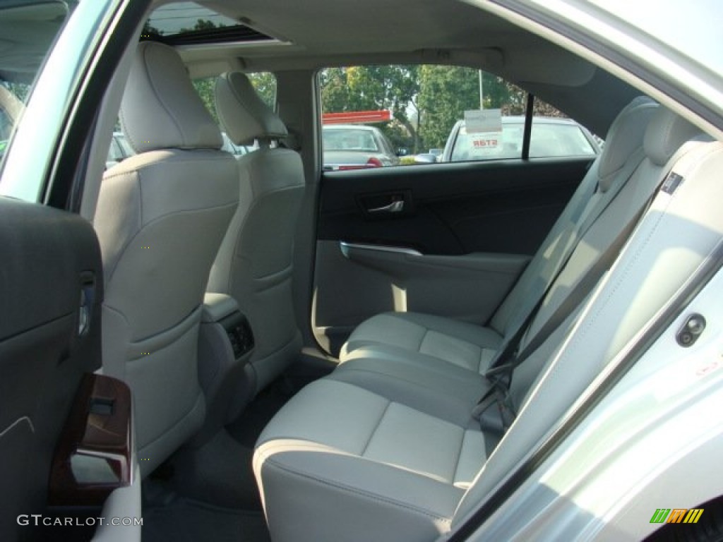 2013 Camry XLE V6 - Classic Silver Metallic / Ash photo #13