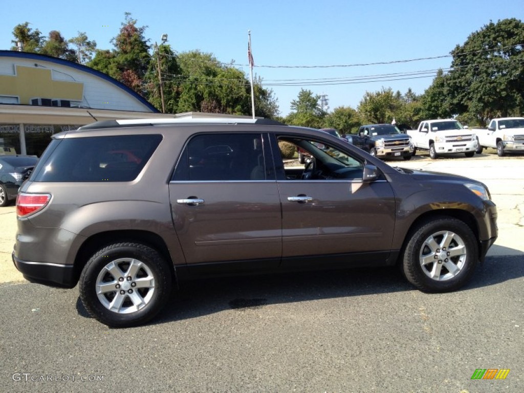 2010 Outlook XR - Cocoa / Tan photo #8