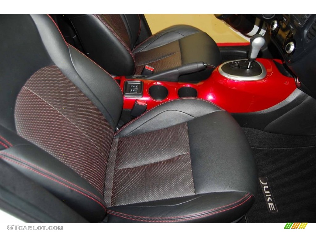 2013 Juke SL - Pearl White / Black/Red/Red Trim photo #20