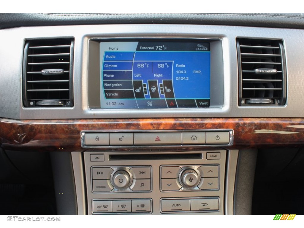 2011 Jaguar XF Sport Sedan Controls Photo #86473293